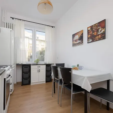 Διαμέρισμα Bright In Muranow Close To The Old Town By Renters Βαρσοβία
